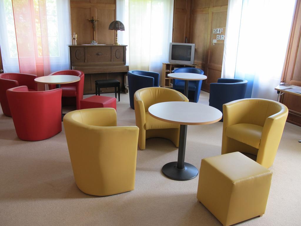 Burgbuehl Hotel Sankt Antoni Bagian luar foto